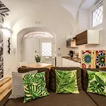 Fresh House Navona